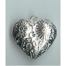 3 x  bright silver plastic hearts