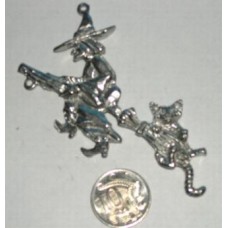 witch on broom stick with cat H1036