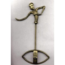 african lady earring stand